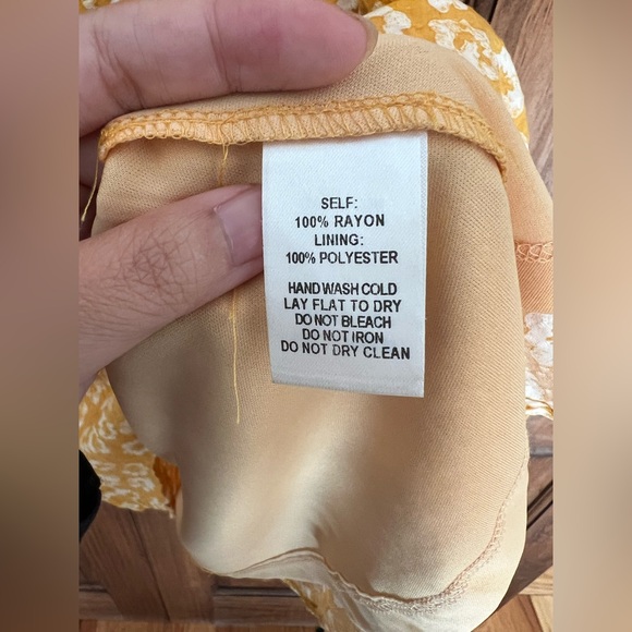 Lulu’s Garden Explorer Mustard Yellow Floral Print Mini Dress Size Medium - Picture 10 of 10